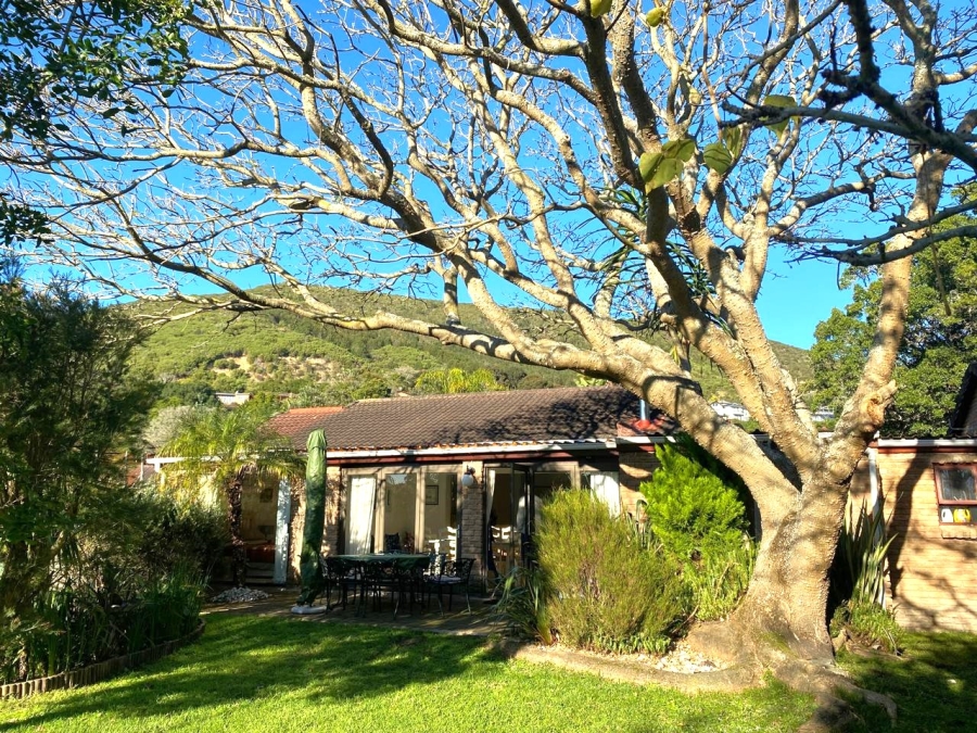 To Let 3 Bedroom Property for Rent in Brenton On Lake Western Cape